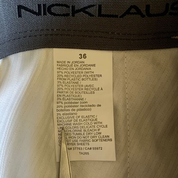 Nicklaus Bermuda Golf Shorts Beige NWOT Light Weight Sun Protection Size 36 - Picture 9 of 10